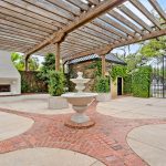 29-751 Dauphin St-129